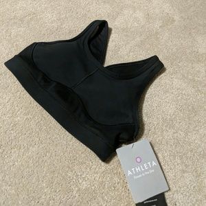 Athleta sculptec stealth sports bra